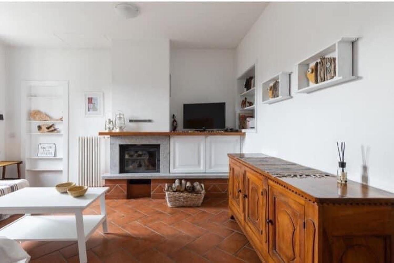 Casa Azalea Appartement Gravedona Buitenkant foto